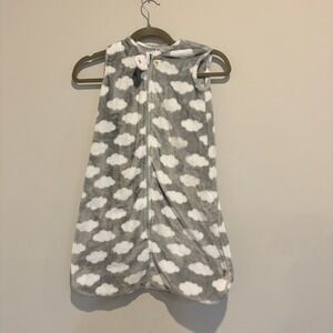 HB Sleep Sack Wearable Blanket Clouds Size Large 6 - 12 Months